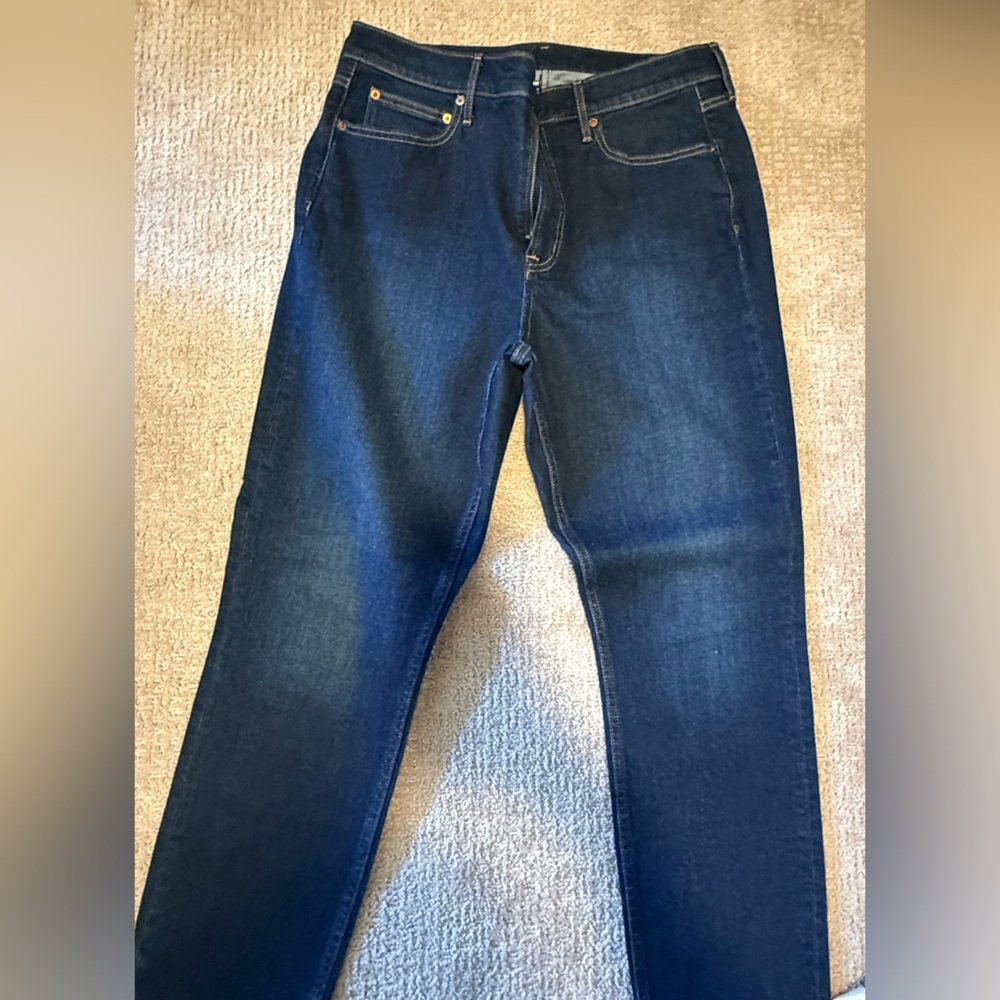 GAP Women's Indigo Straight Leg Jeans